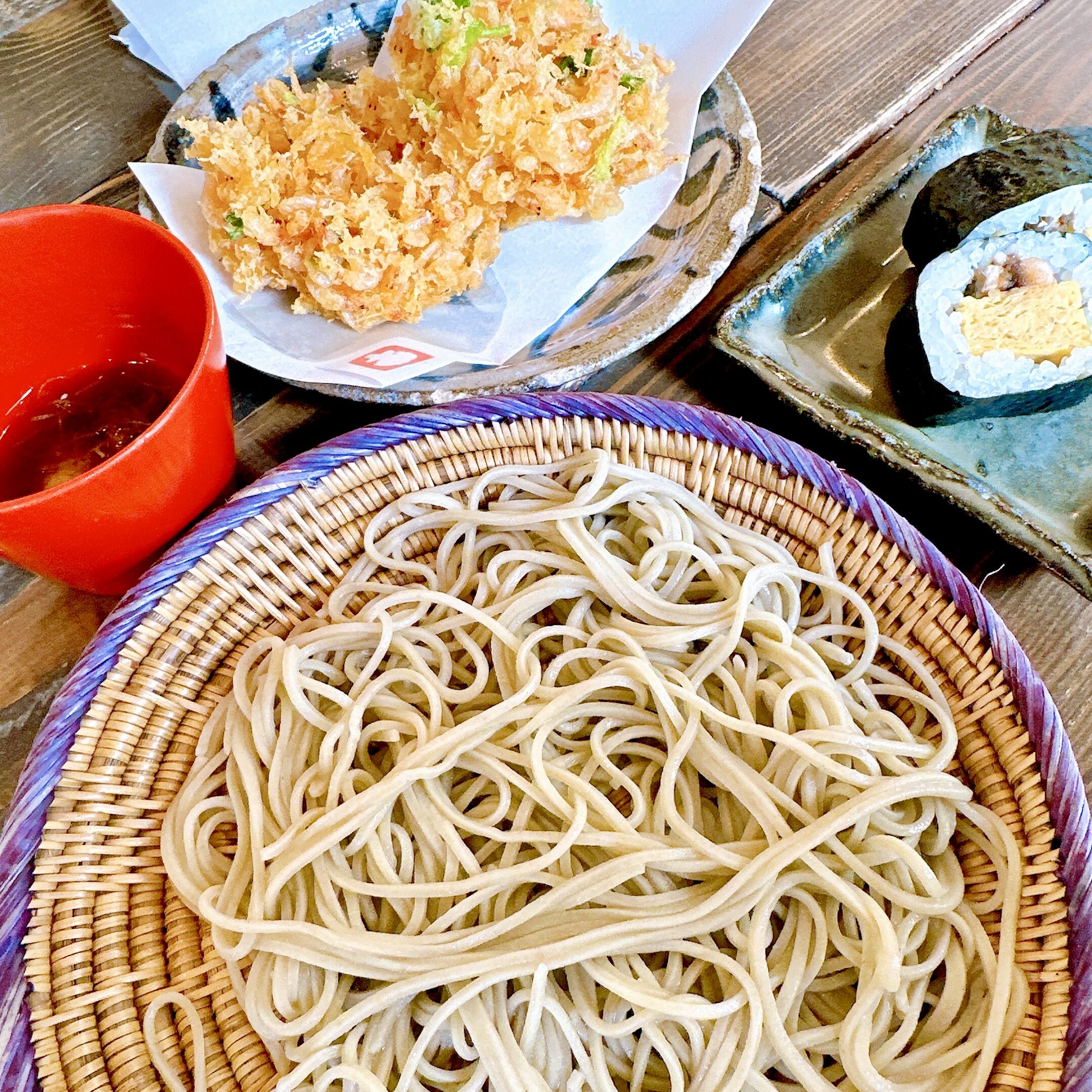 有馬温泉にある土山人の蕎麦とかき揚げ